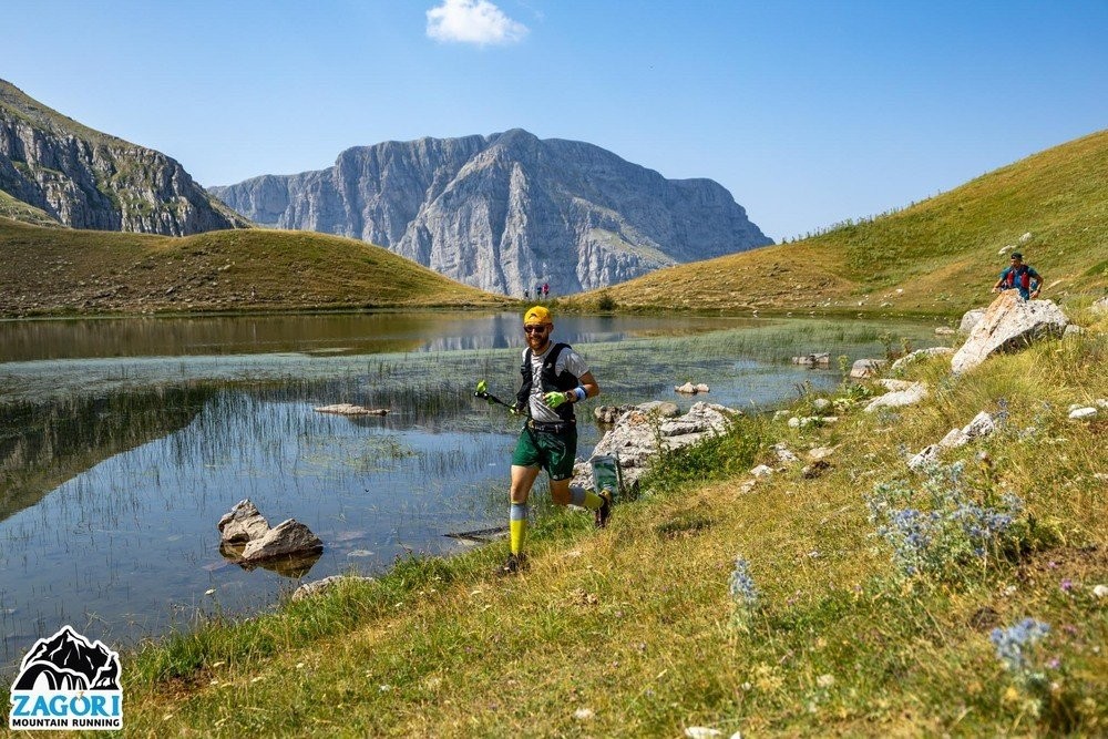 2-zagori-mountain-running-drakolimni.jpg