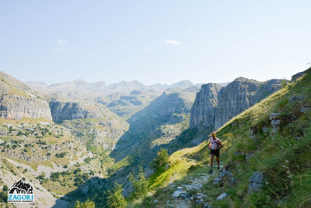 3-zagori-mountain-running-avgerinos.jpg