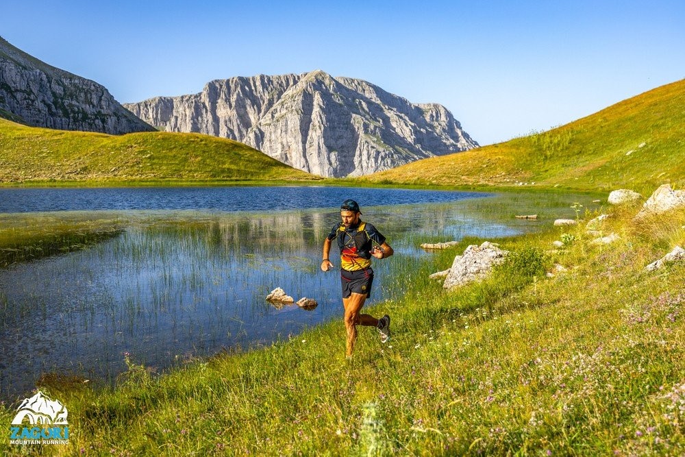 3-drakolimni-zagori-mountain-running.jpg