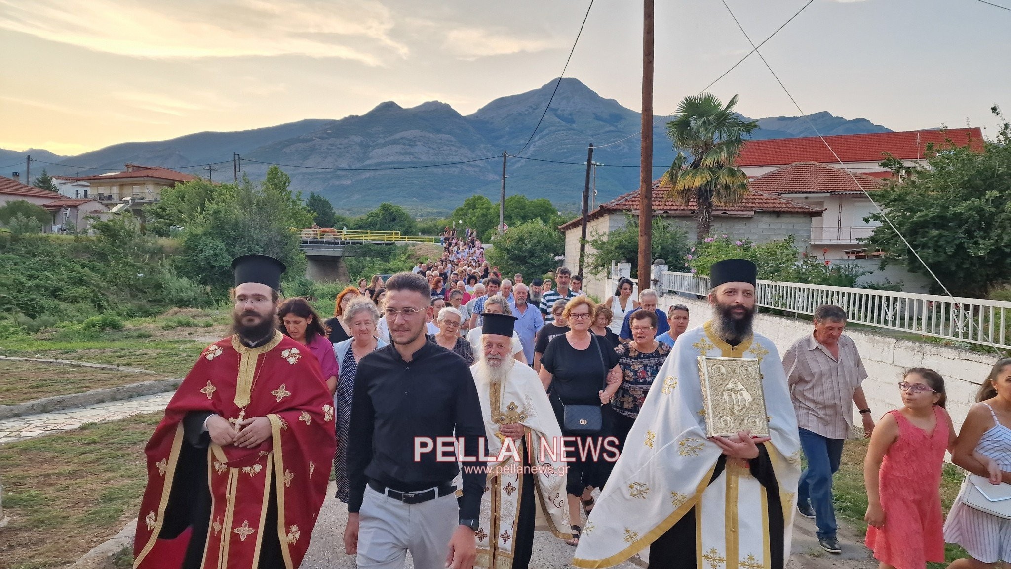 Περίκλεια Αλμωπίας: Λαμπρός εορτασμός της Αγίας Παρασκευής