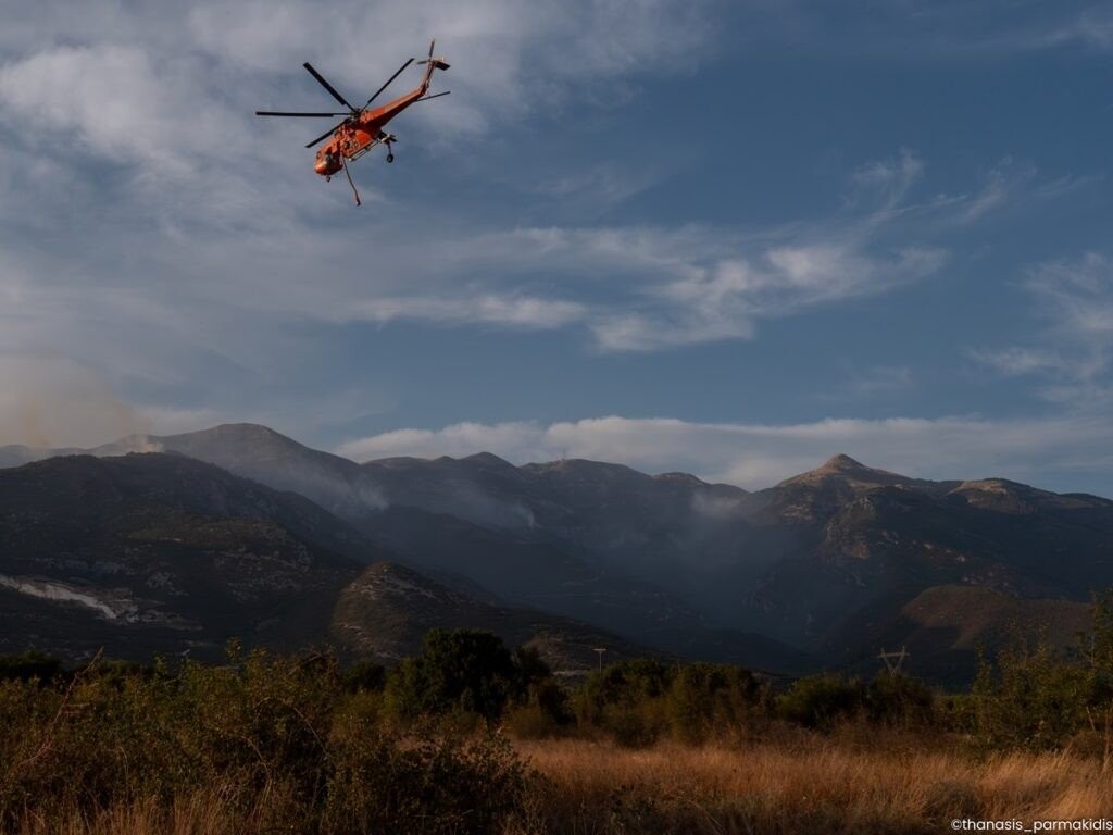 Καβάλα: Μαίνεται για πέμπτη ημέρα η φωτιά στο Παγγαίο Όρος – Επιχειρούν οκτώ εναέρια μέσα