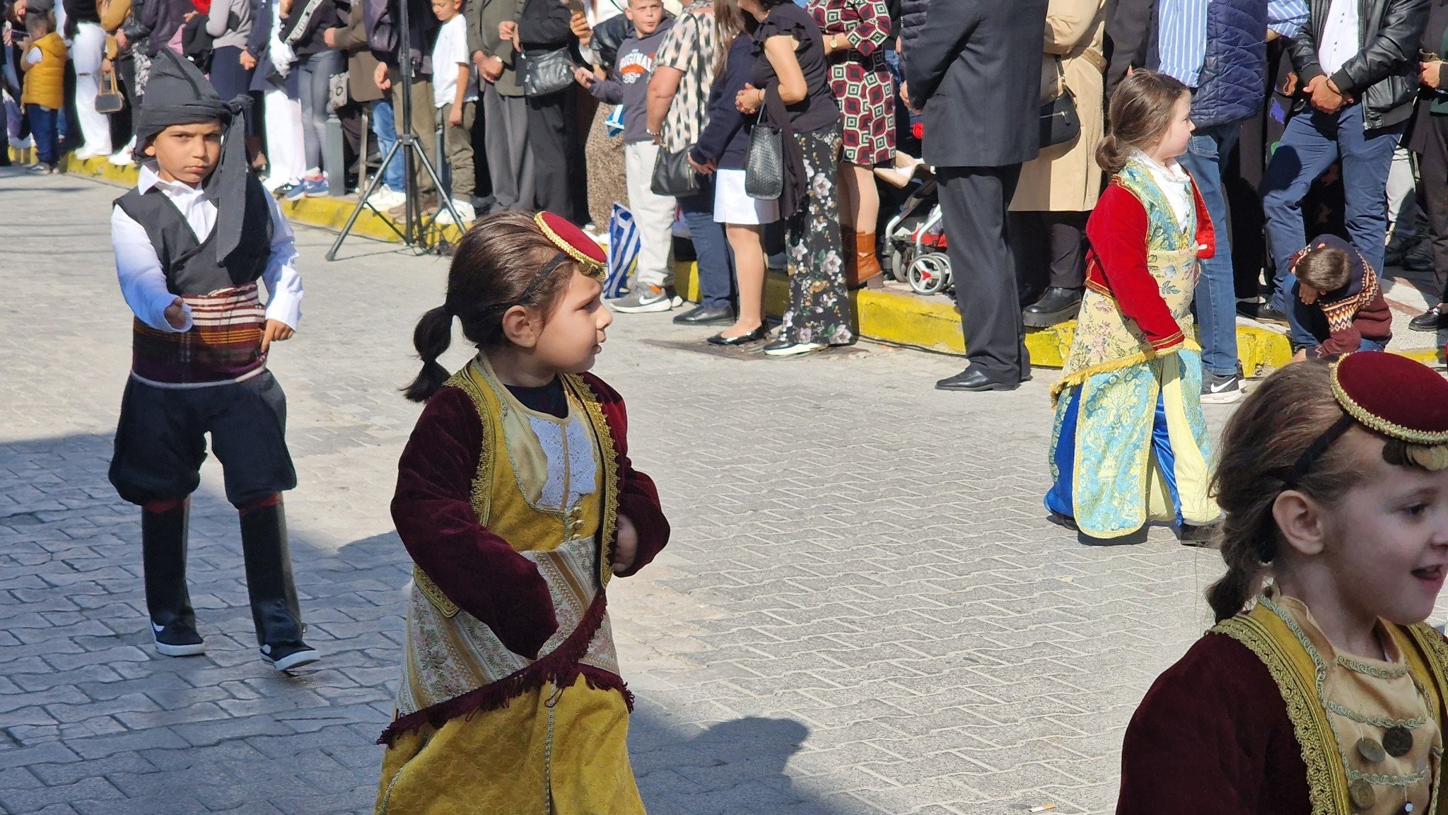 Αριδαία: Περήφανα νιάτα,  ζωντανοί σύλλογοι,  ένδοξος στρατός (βίντεο)