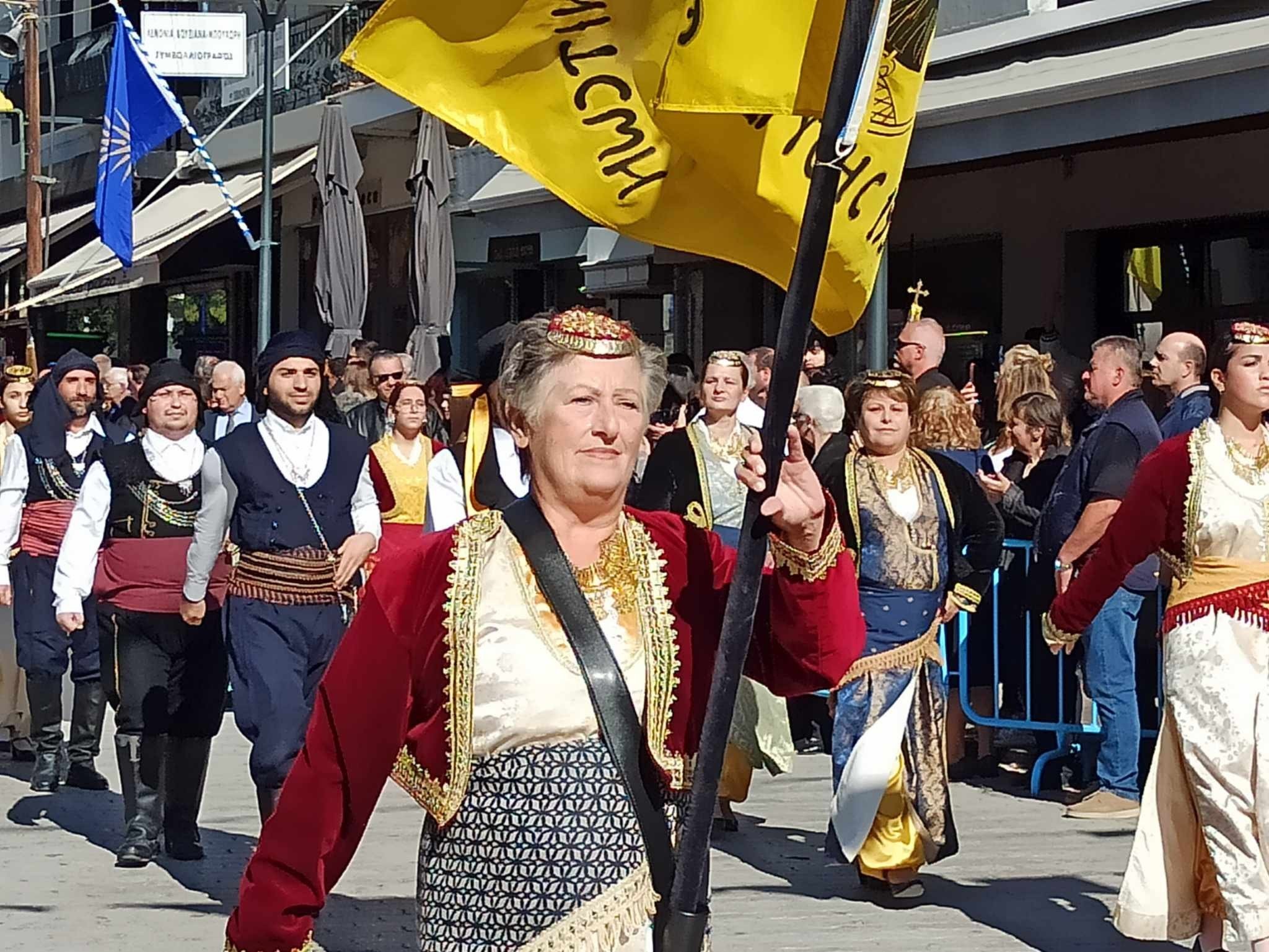 28η Οκτωβρίου/Γιαννιτσά: Με καλοκαιρινό καιρό η παρέλαση στον Πεζόδρομο της πόλης