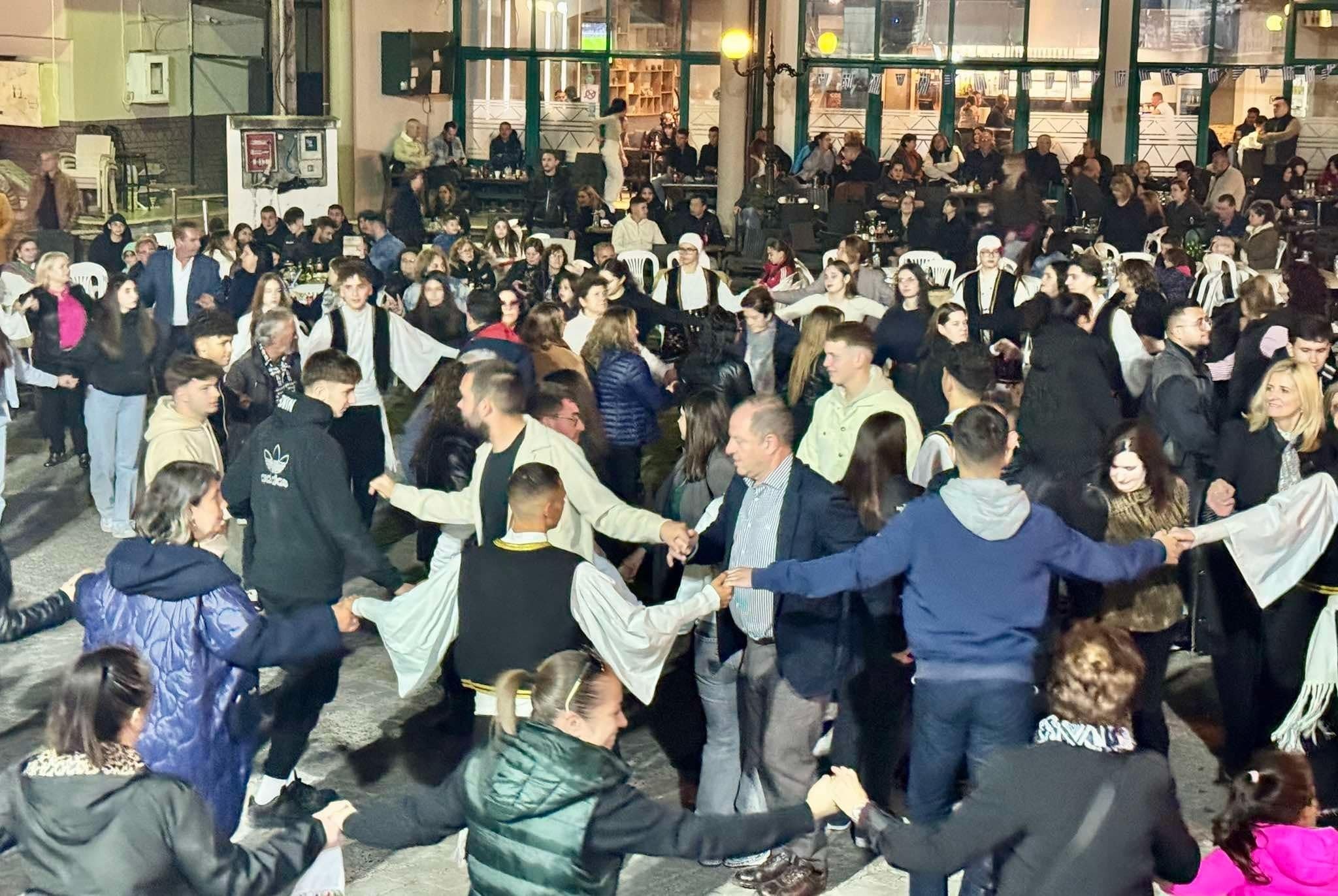 Στους Προμάχους ο ΥφΑΑΤ: Χόρεψε Ελληνικούς χορούς της Μακεδονίας