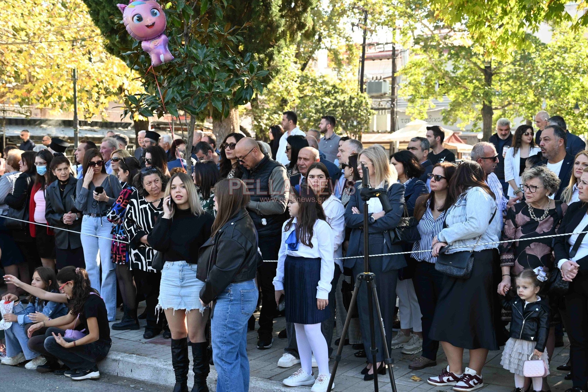 Σκύδρα: Σχολεία και πολιτιστικοί σύλλογοι παρέλασαν περήφανα τιμώντας το ηρωικό "ΟΧΙ"