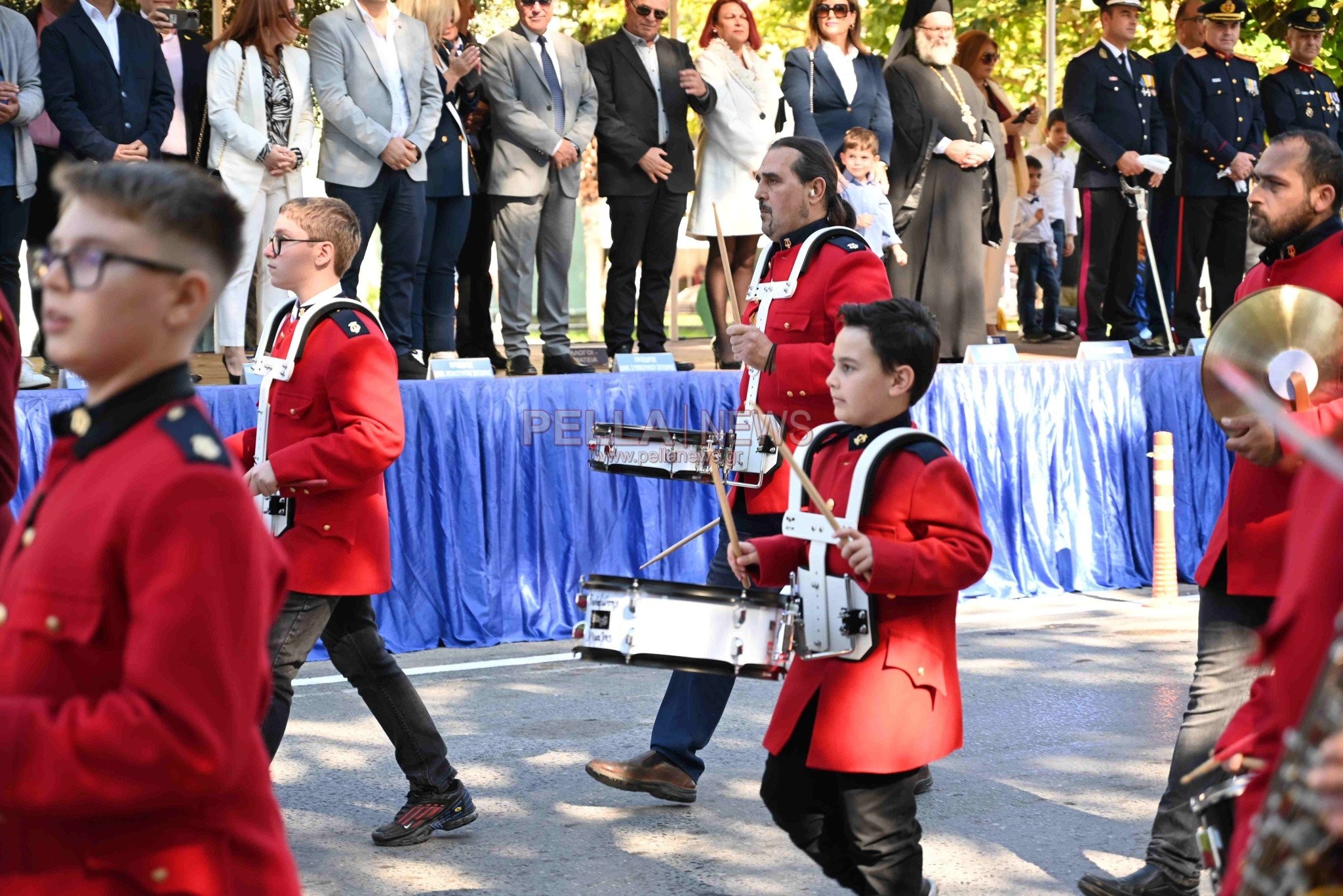 Σκύδρα: Σχολεία και πολιτιστικοί σύλλογοι παρέλασαν περήφανα τιμώντας το ηρωικό "ΟΧΙ"