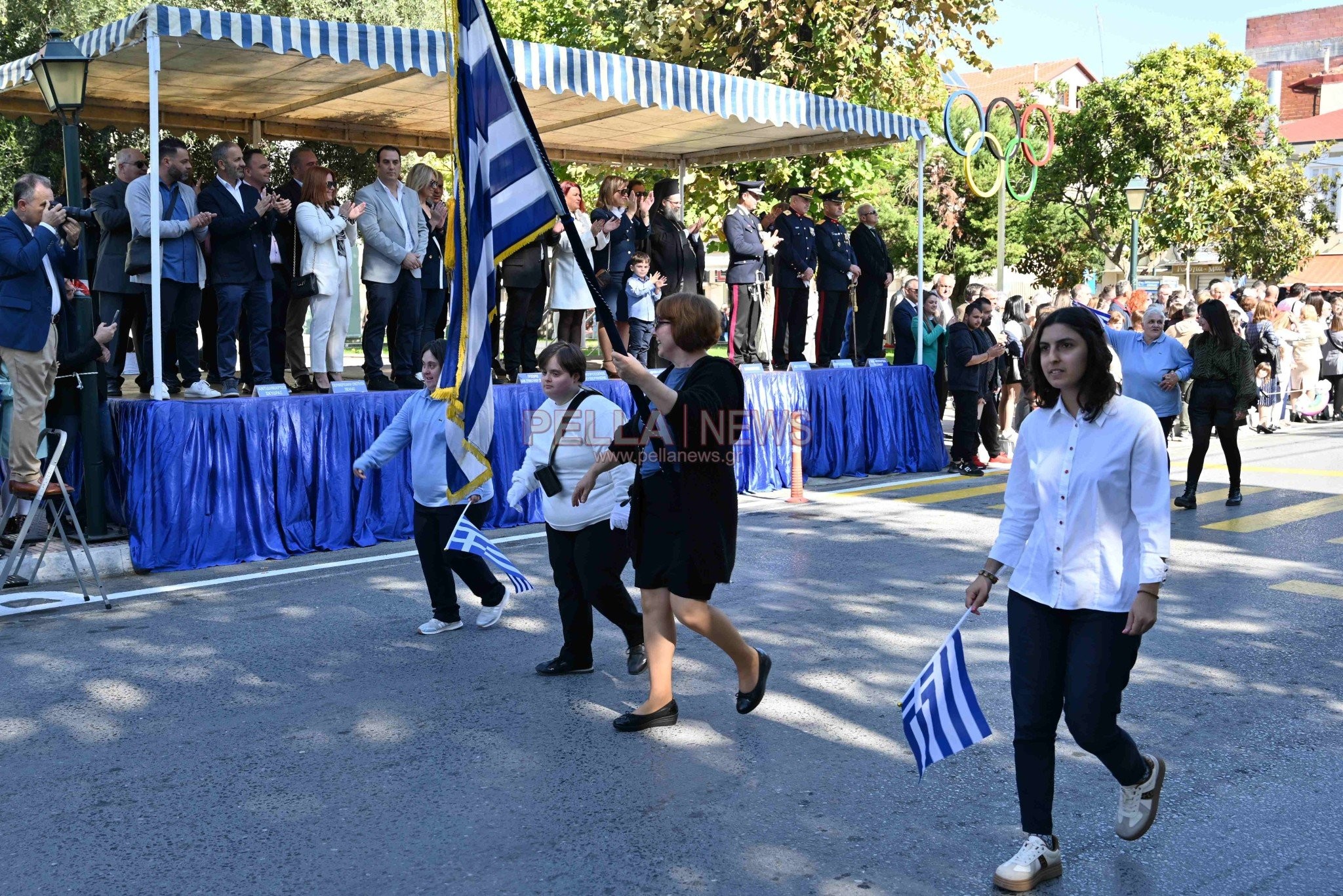 Σκύδρα: Σχολεία και πολιτιστικοί σύλλογοι παρέλασαν περήφανα τιμώντας το ηρωικό "ΟΧΙ"