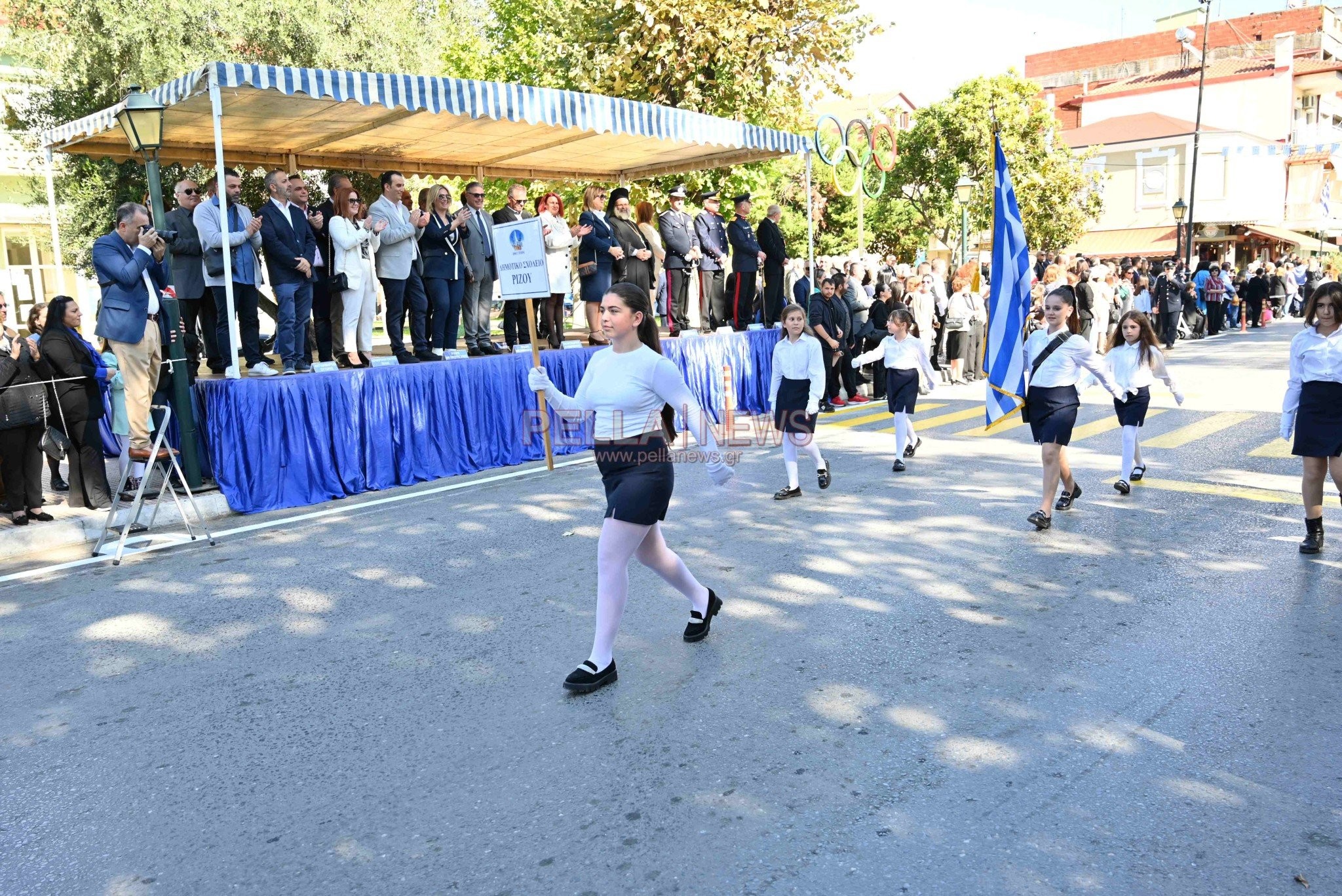 Σκύδρα: Σχολεία και πολιτιστικοί σύλλογοι παρέλασαν περήφανα τιμώντας το ηρωικό "ΟΧΙ"