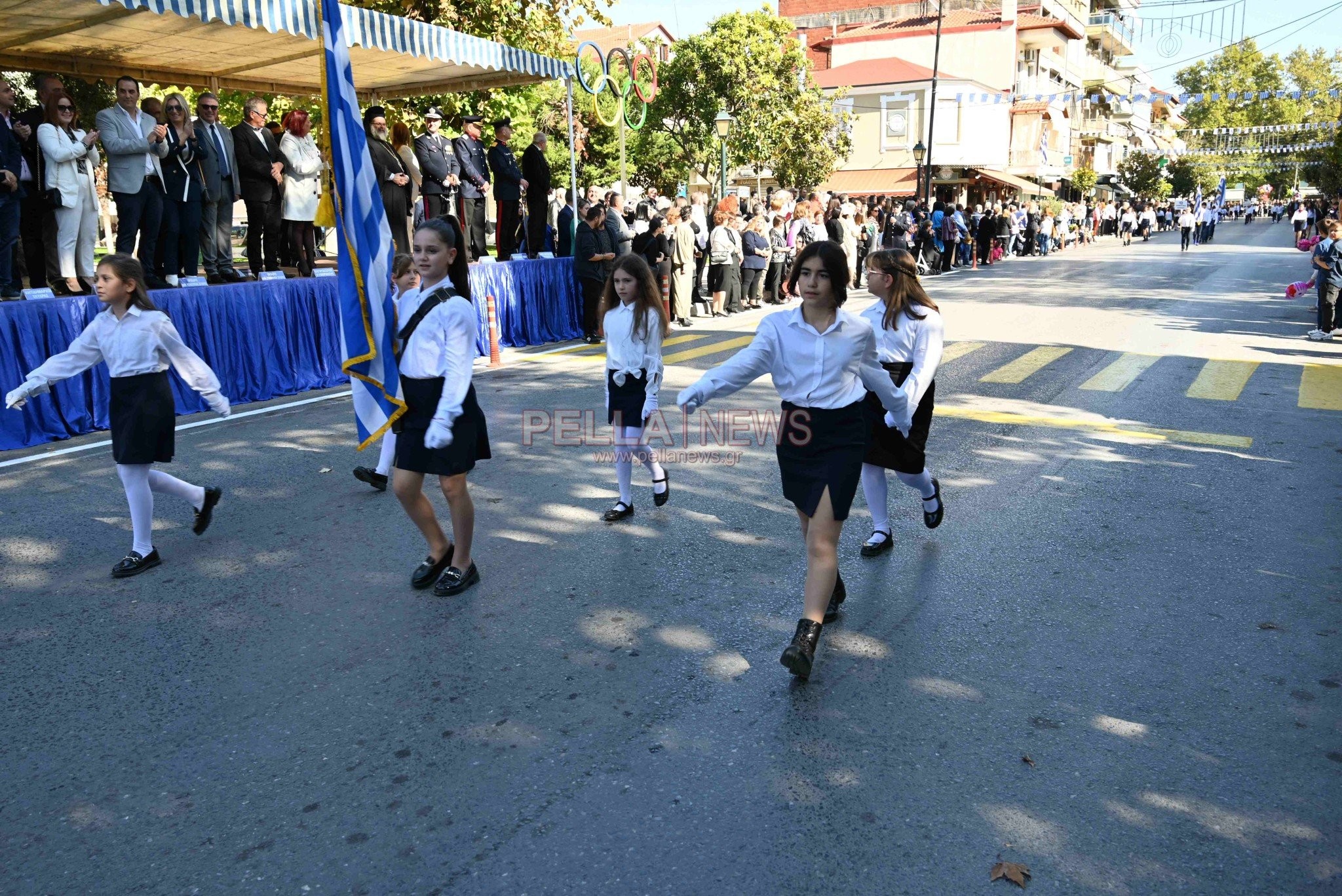 Σκύδρα: Σχολεία και πολιτιστικοί σύλλογοι παρέλασαν περήφανα τιμώντας το ηρωικό "ΟΧΙ"