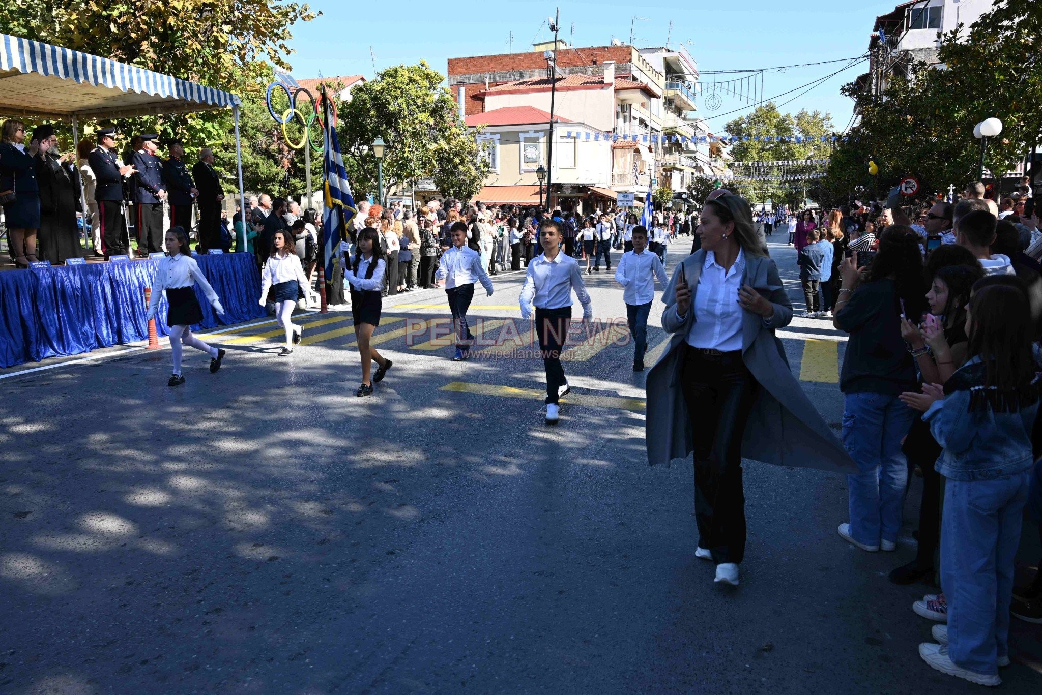 Παρέλαση 28ης Οκτωβρίου στη Σκύδρα: Ένα χειροκρότημα και για τους εκπαιδευτικούς