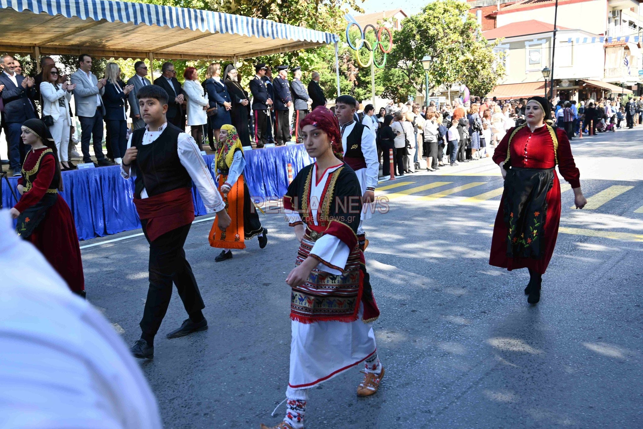 Σκύδρα: Σχολεία και πολιτιστικοί σύλλογοι παρέλασαν περήφανα τιμώντας το ηρωικό "ΟΧΙ"