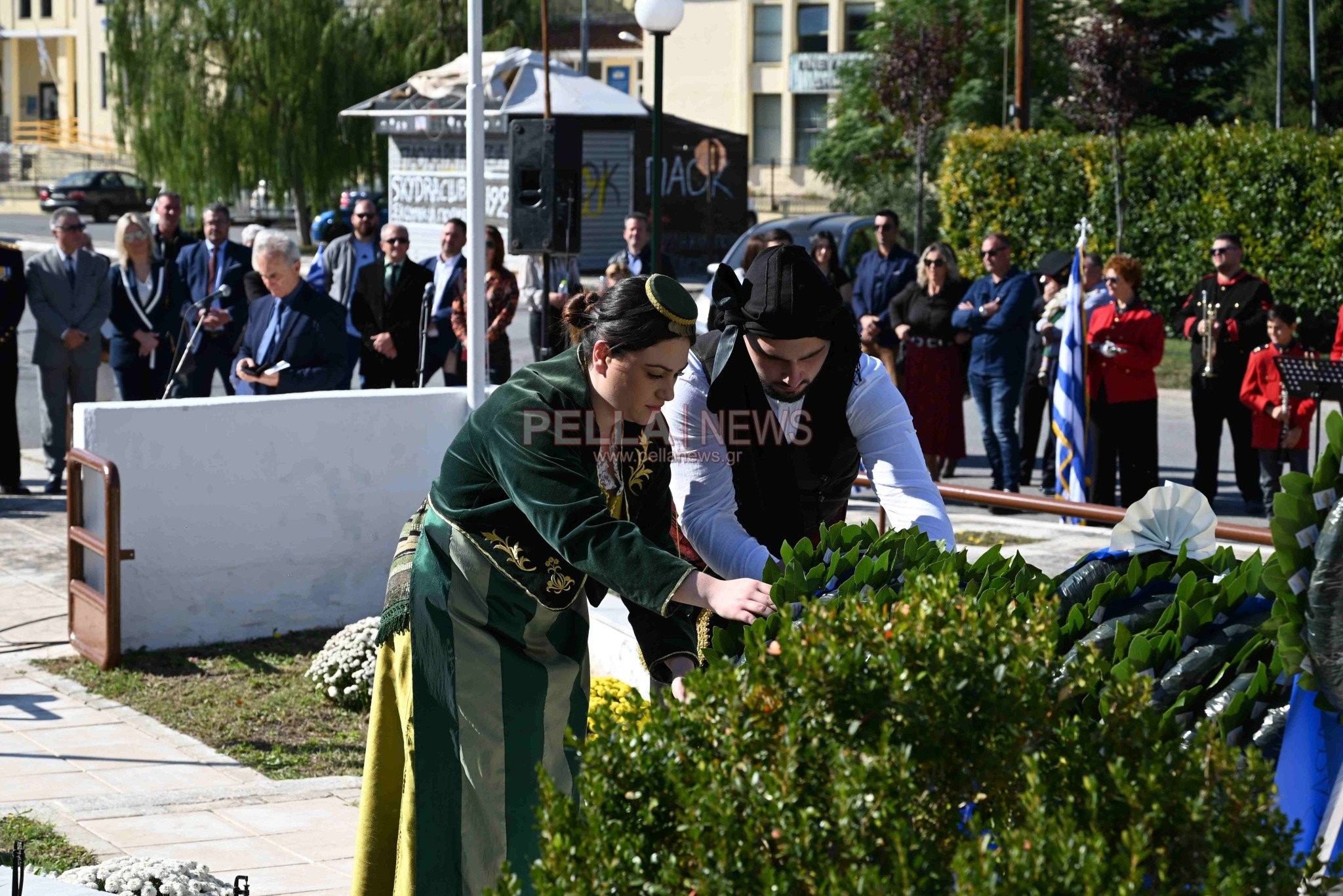 Δήμος Σκύδρας: Δοξολογία και κατάθεση στεφάνων για την επέτειο του "ΟΧΙ" (βίντεο-φώτο)