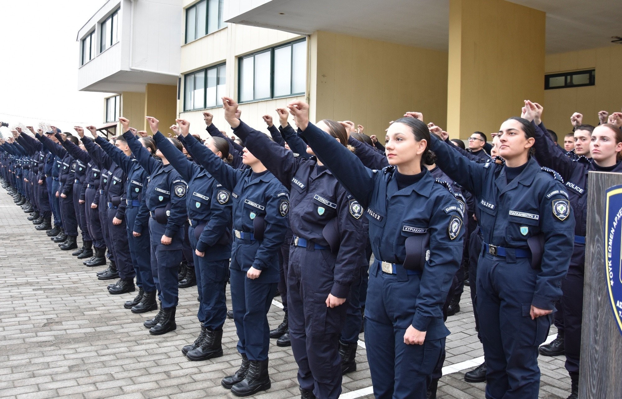 Ο Χρυσοχοΐδης στη Νάουσα για την τελετή ορκωμοσίας νέων Αστυφυλάκων