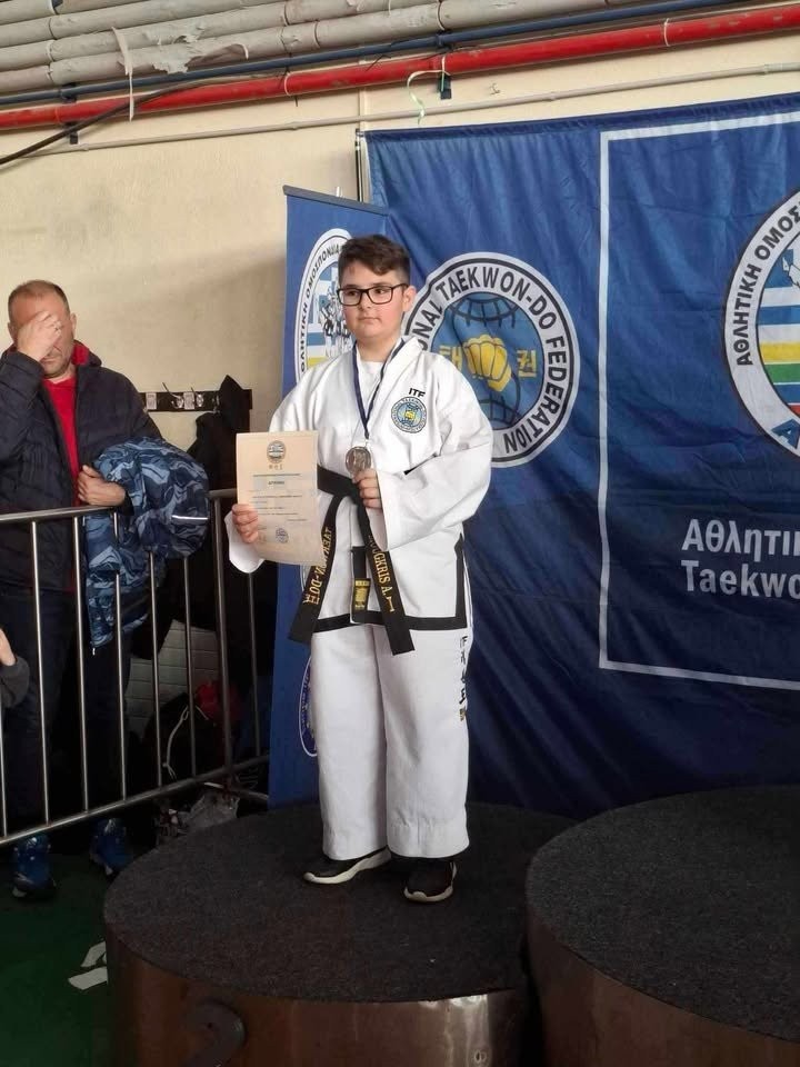 Πανελλήνιο κύπελλο TAEKWON-DO: Με επιτυχίες το σωματείο της Μακεδονικής φάλαγγας