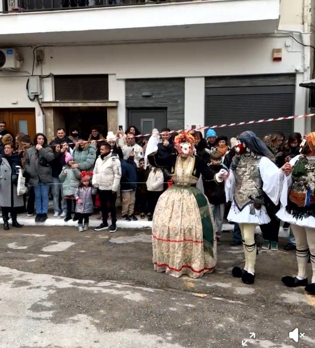 Επίσημη έναρξη για το Καρναβάλι της Νάουσας: Οι Μπούλες έλαβαν την άδεια από τον Δήμαρχο Νίκο Κουτσογιάννη