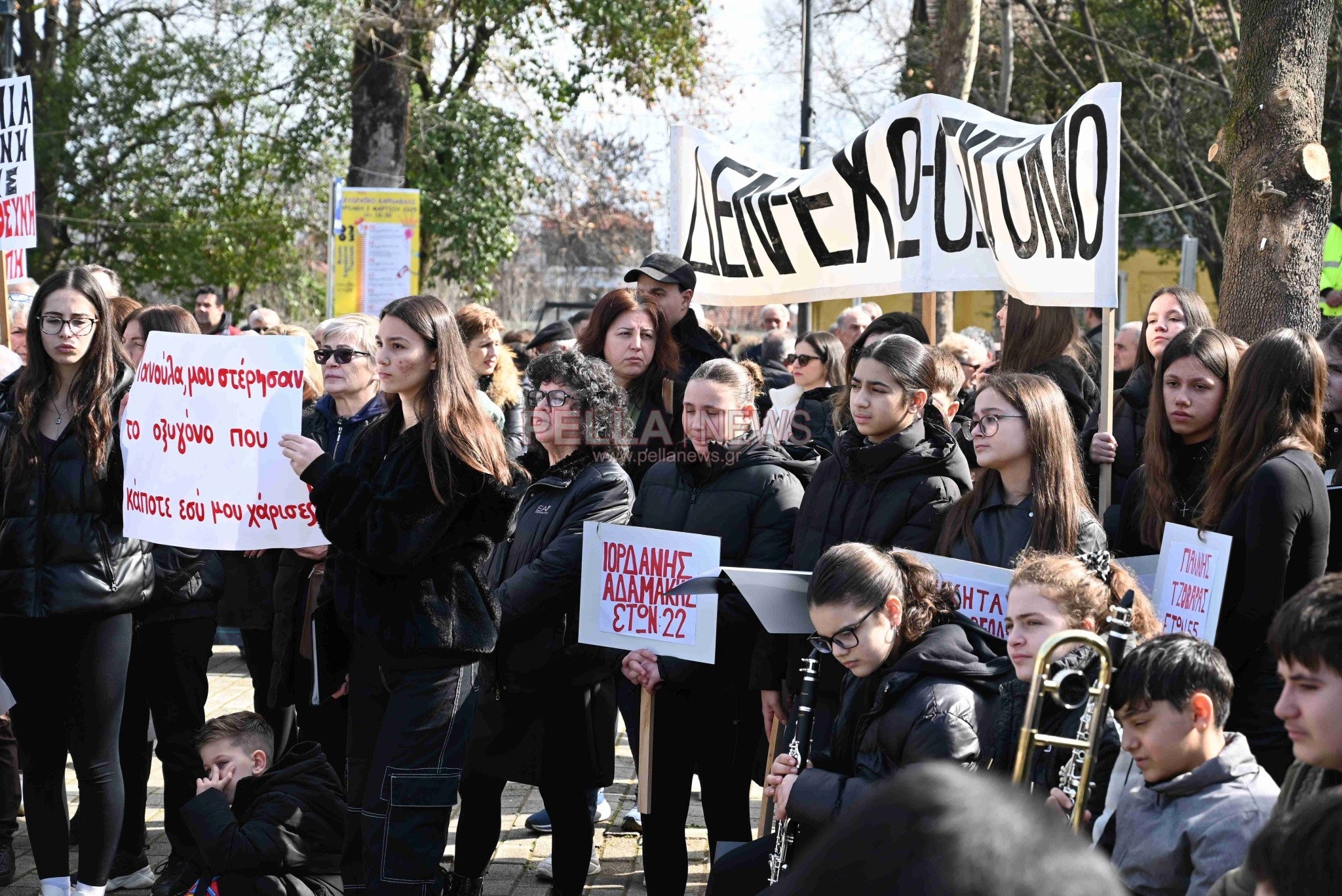 Το μεγαλειώδες συλλαλητήριο στη Σκύδρα μέσα από 83 φωτογραφίες