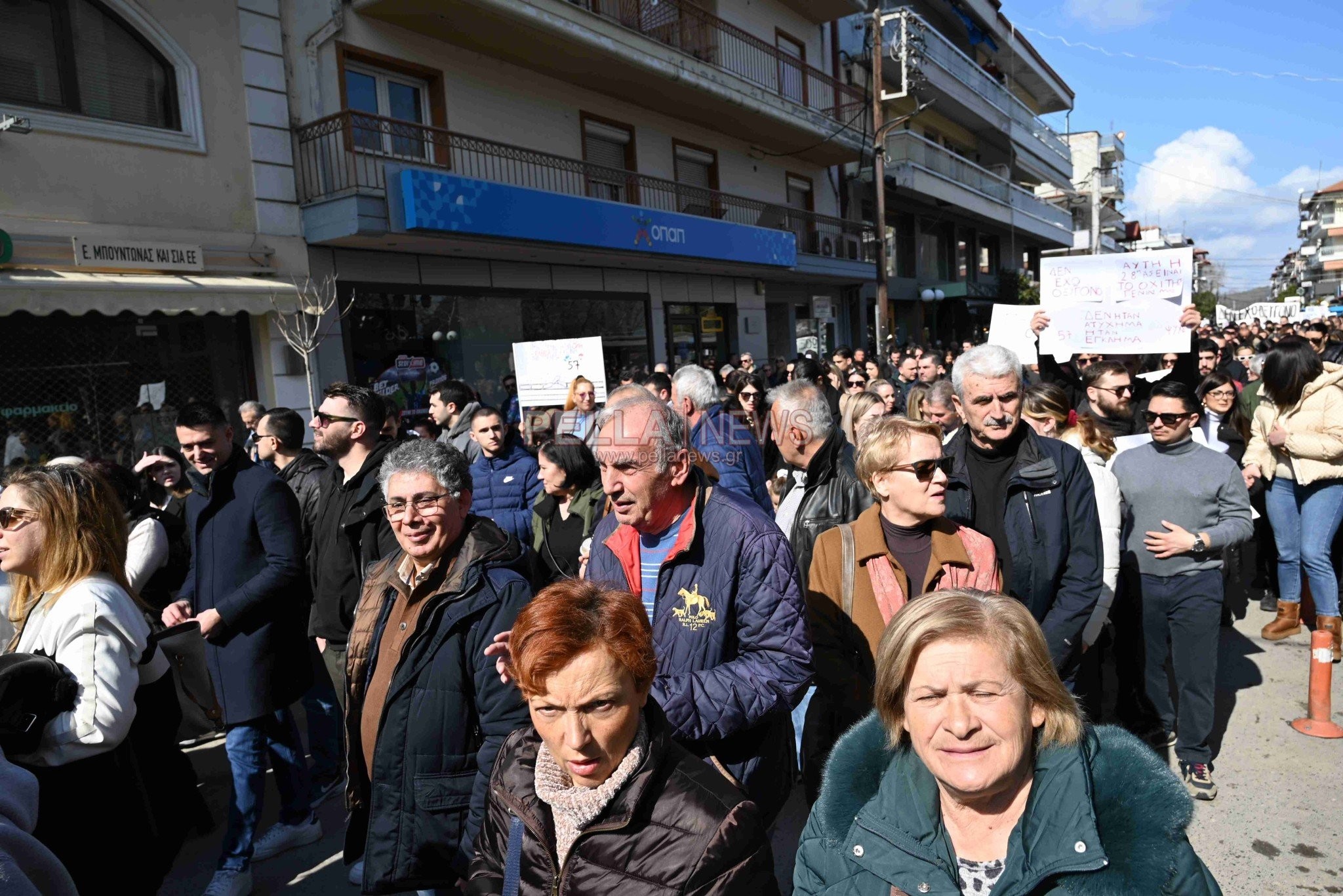 Το μεγαλειώδες συλλαλητήριο στη Σκύδρα μέσα από 83 φωτογραφίες