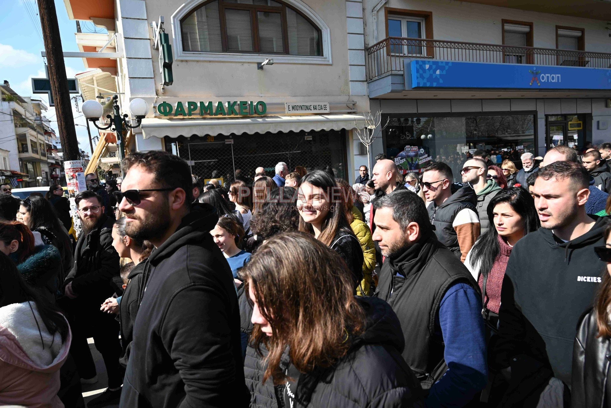 Το μεγαλειώδες συλλαλητήριο στη Σκύδρα μέσα από 83 φωτογραφίες