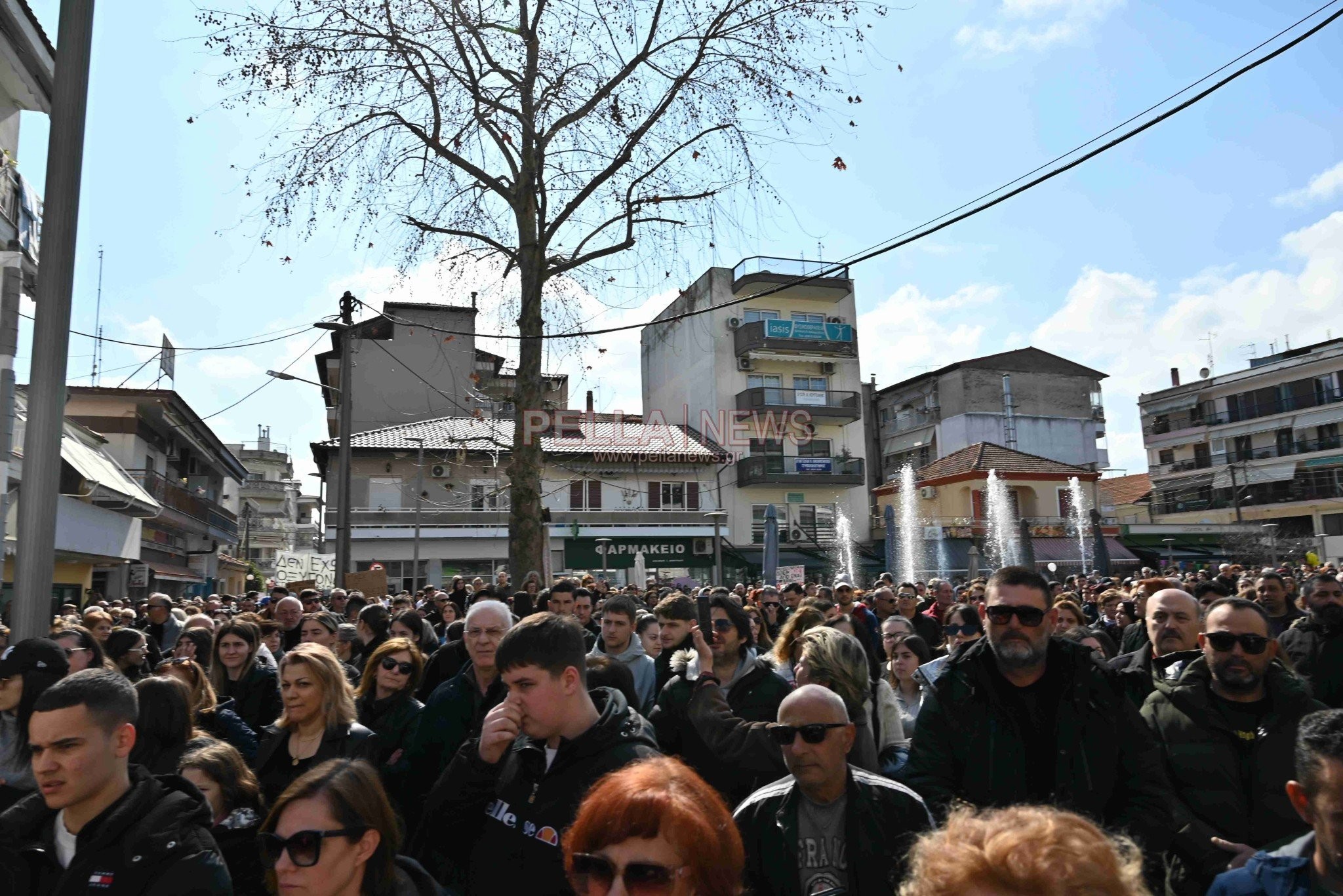 Το μεγαλειώδες συλλαλητήριο στη Σκύδρα μέσα από 83 φωτογραφίες