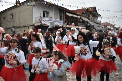 31ο Καρναβάλι Κρύας Βρύσης: Ξέφρενη γιορτή, χιλιάδες θεατές, απόλυτο ξεφάντωμα