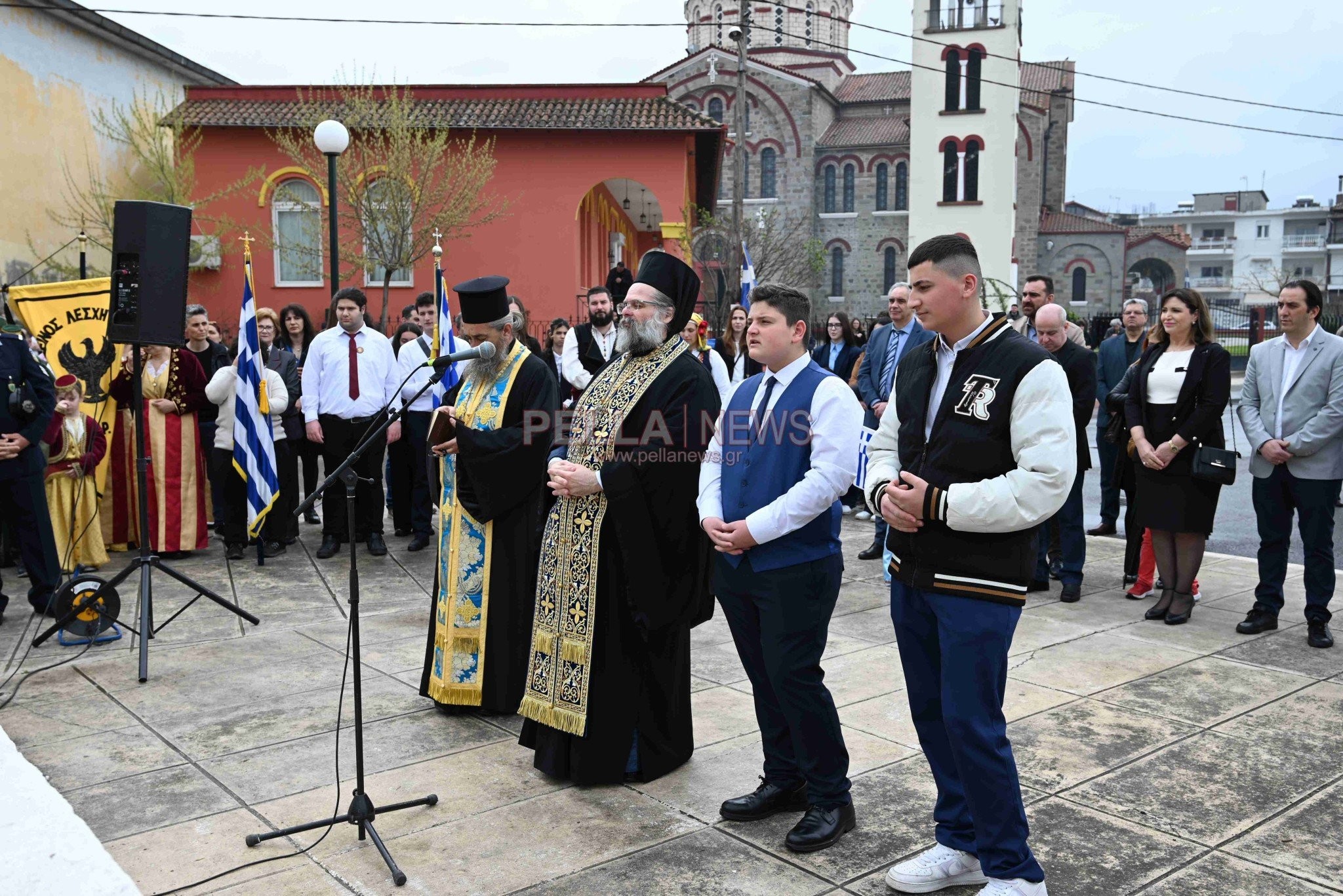 Δοξολογία στον Ιερό Ναό Αγίου Στεφάνου Σκύδρας, επιμνημόσυνη δέηση και κατάθεση στεφάνων