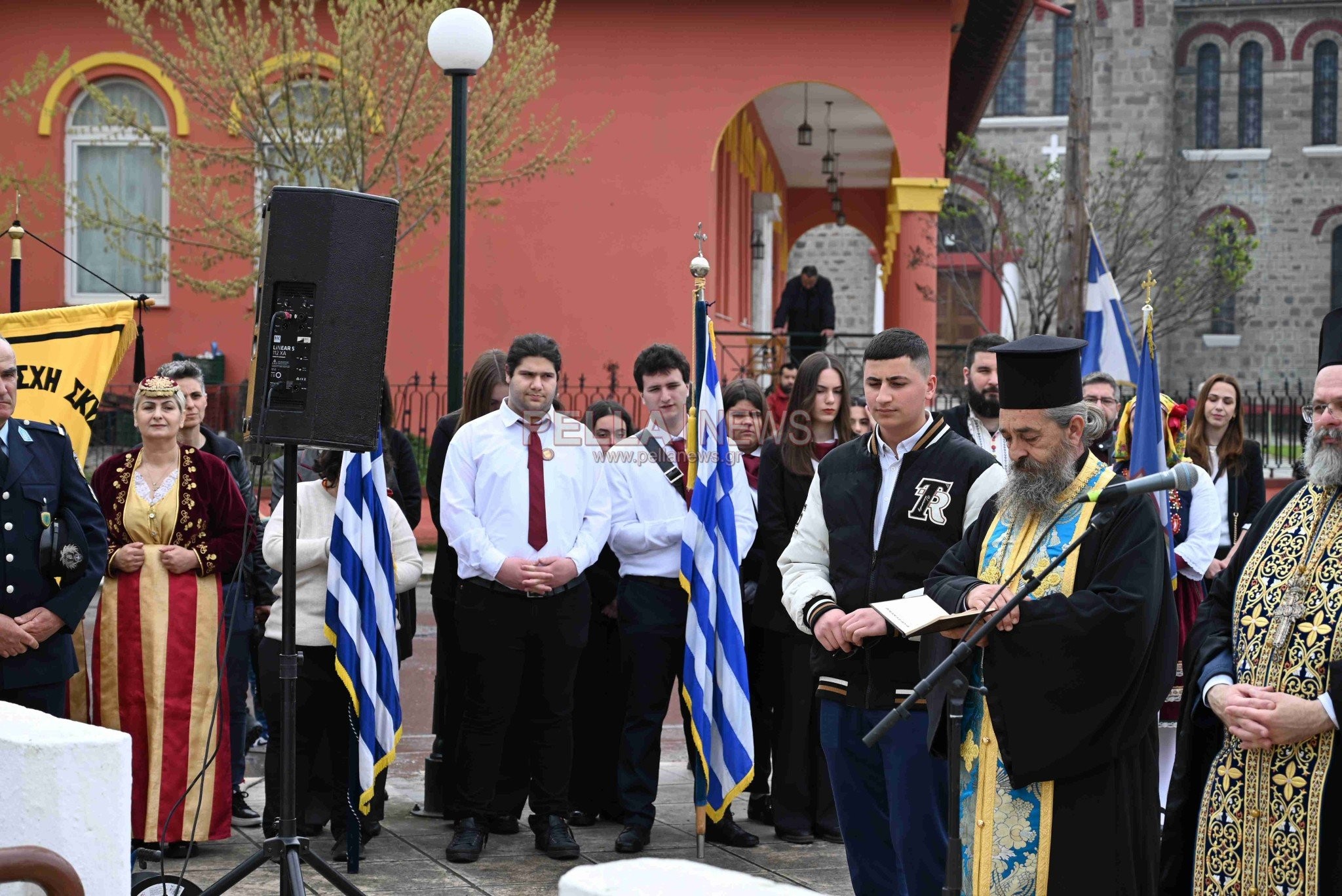 Δοξολογία στον Ιερό Ναό Αγίου Στεφάνου Σκύδρας, επιμνημόσυνη δέηση και κατάθεση στεφάνων