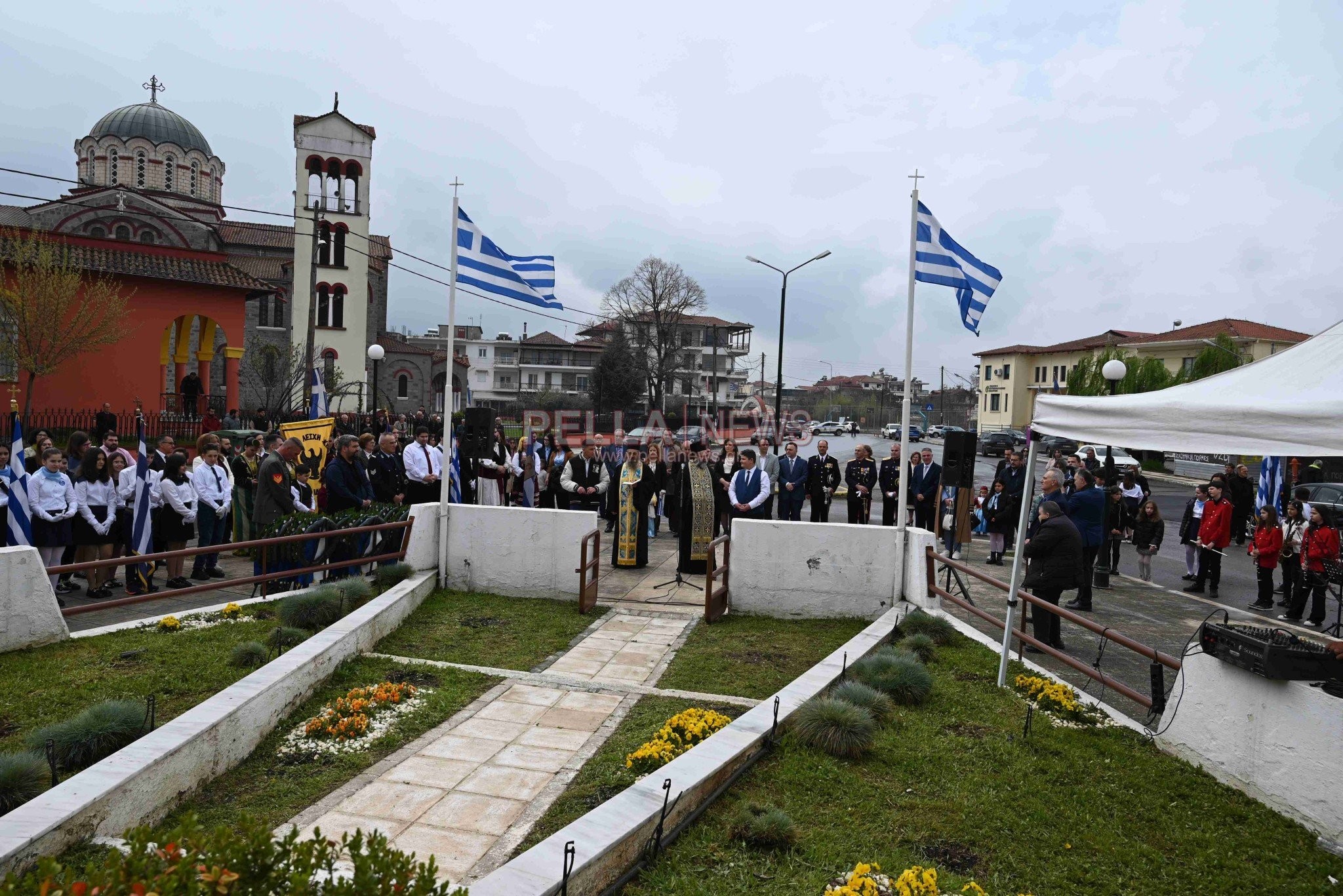 Δοξολογία στον Ιερό Ναό Αγίου Στεφάνου Σκύδρας, επιμνημόσυνη δέηση και κατάθεση στεφάνων