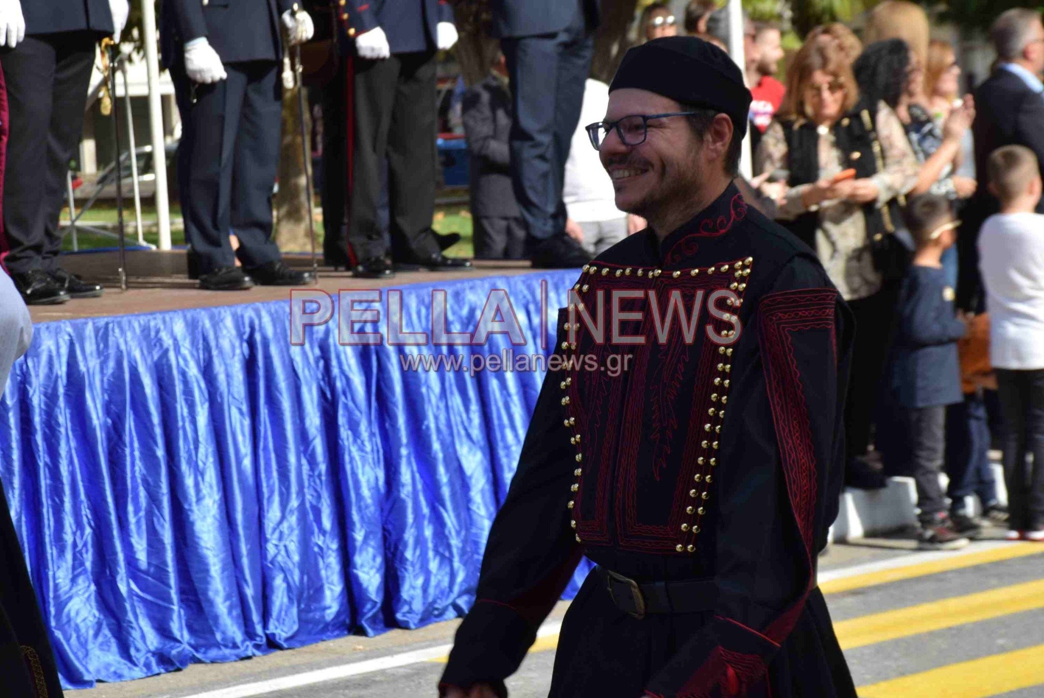 Με περηφάνεια και ενθουσιασμό παρέλασαν οι πολιτιστικοί σύλλογοι του Δήμου Σκύδρας