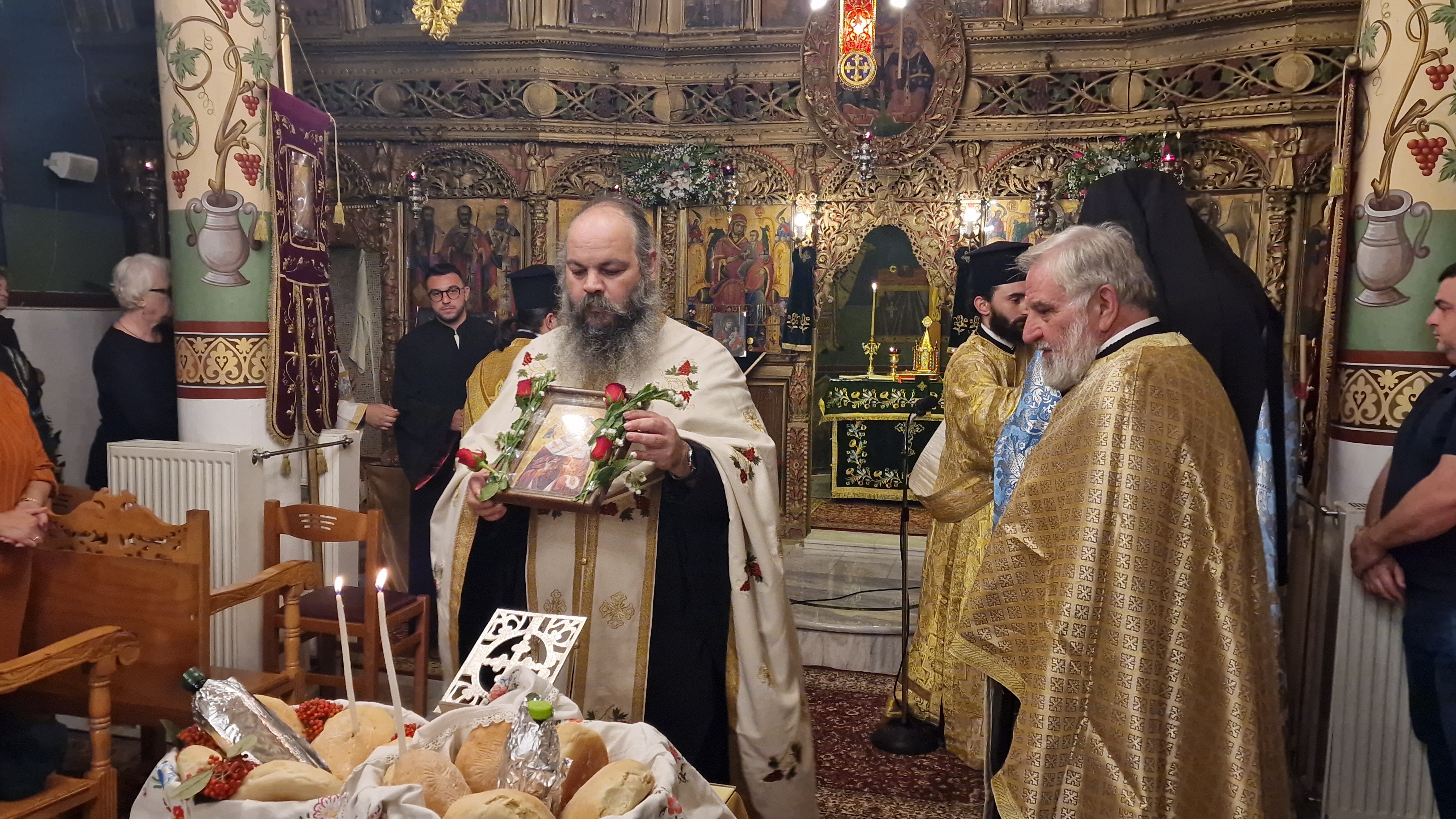 Σαρακηνοί Αλμωπίας: Λαμπρός εορτασμός για τον Άγιο Νικόλαο