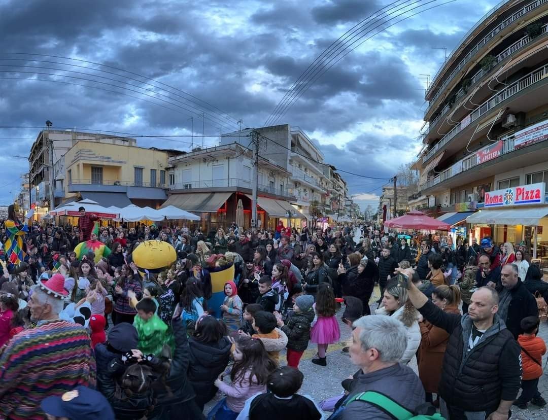 Γιαννιτσά: Ένα απίστευτο καρναβαλικό πάρτι