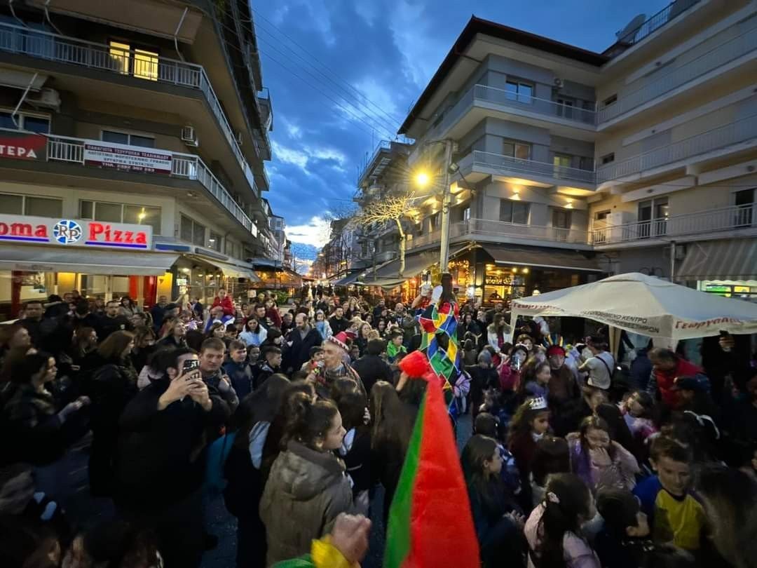 Γιαννιτσά: Ένα απίστευτο καρναβαλικό πάρτι