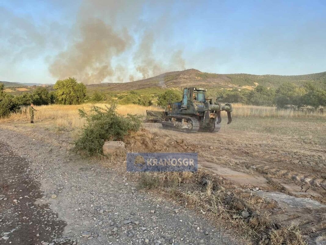 Βγήκε ο Στρατός για κατάσβεση φωτιάς στην Κομοτηνή