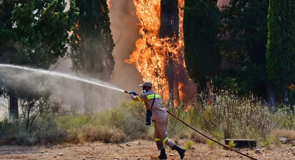 Φωτιά τώρα στη Ροδόπη -Ήχησε το 112, σηκώθηκαν εναέρια μέσα