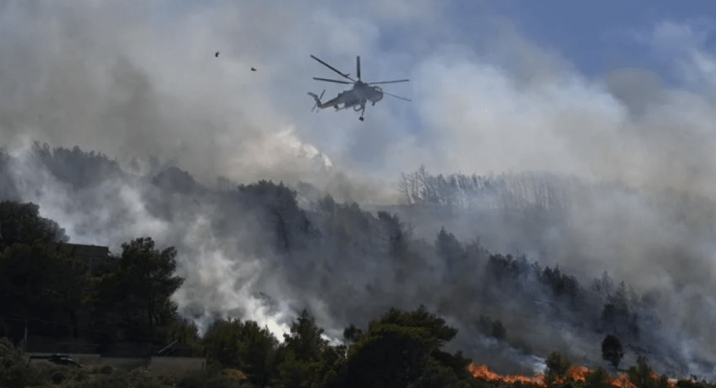 Πιερία: Μεγάλη φωτιά στο Λιτόχωρο – Φωτογραφίες και βίντεο