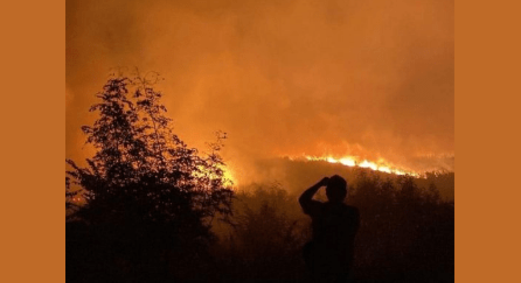 Φωτιά Λάκκα: Και πάλι παρών ο Δήμαρχος Στ. Φουντουκίδης με δύο Αντιδημάρχους