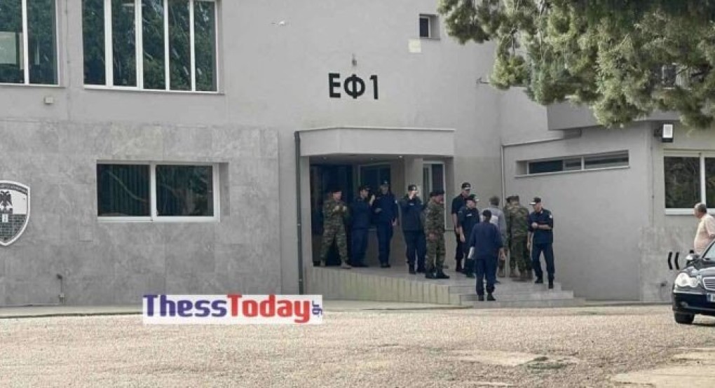 Στο «Φυλάκιο 1» του Έβρου ο Μιχάλης Χρυσοχοΐδης – Συσκέψεις με Αστυνομία και Στρατό