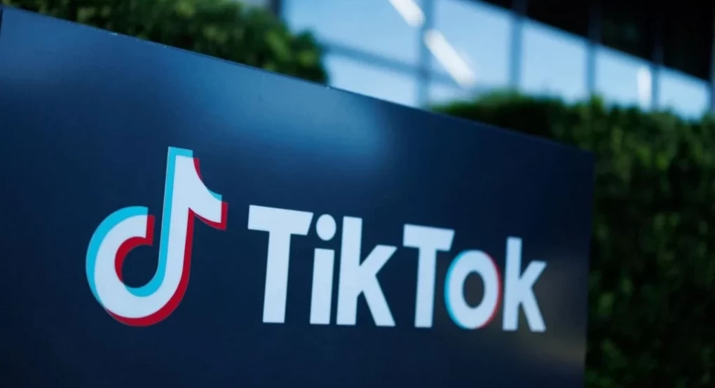 Tik Tok: Καταργεί λογαριασμούς ρωσικών κρατικών μέσων ενημέρωσης - Φόβοι για «μυστικές επιχειρήσεις επιρροής» για τις εκλογές των ΗΠΑ