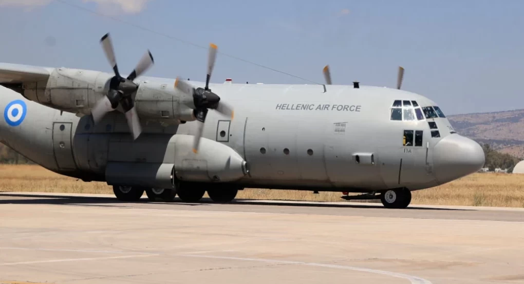 Στην Βηρυτό C-130 της Πολεμικής Αεροπορίας για τον απεγκλωβισμό Ελλήνων και Κυπρίων πολιτών - 60 ονόματα στη λίστα επιβατών