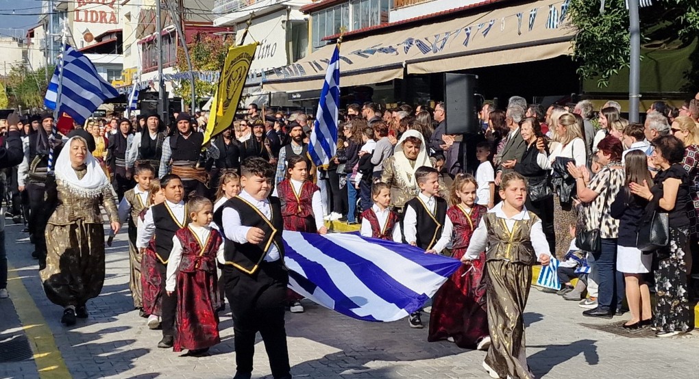 Αριδαία: Περήφανα νιάτα,  ζωντανοί σύλλογοι,  ένδοξος στρατός (βίντεο)