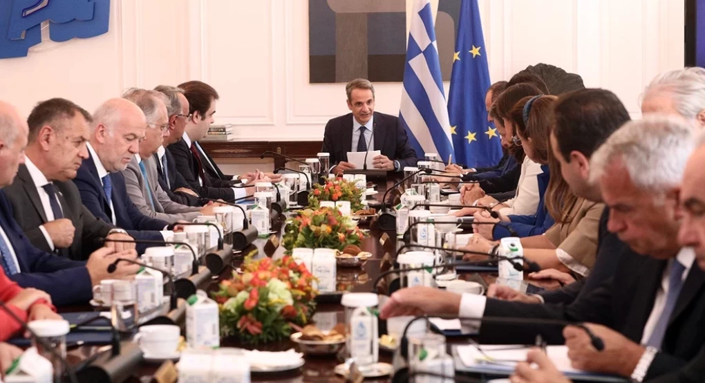 Μητσοτάκης: Σημαντική η μεταρρύθμιση για τον κατώτατο μισθό – Στόχος να φτάσει τα 950 ευρώ έως το 2027