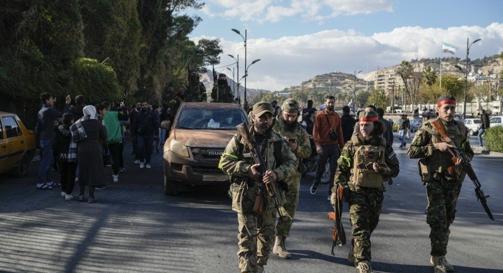 Διπλωματική αντιπροσωπεία του Κατάρ έφτασε στη Συρία – Συνάντησε αξιωματούχους της μεταβατικής κυβέρνησης