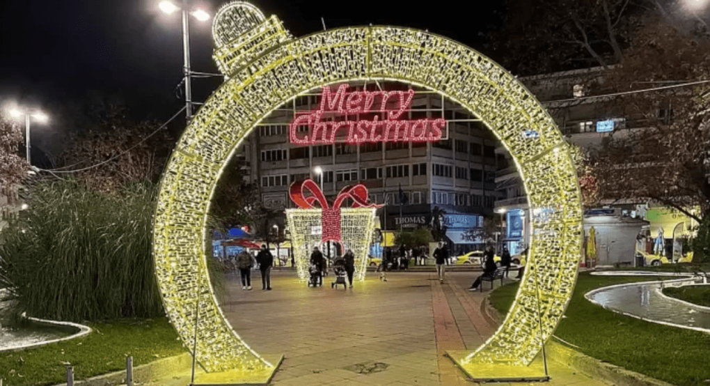 Απάντηση στο άρθρο "Δημοτικοί Άρχοντες Όχι Merry Christmas, Καλά Χριστούγεννα"