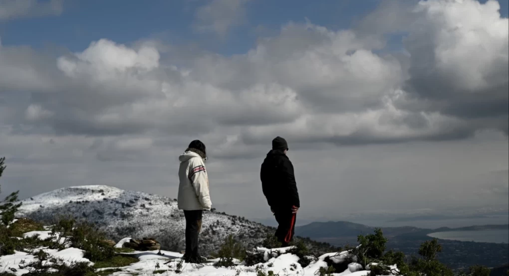 Καιρός: Αισθητή πτώση της θερμοκρασίας και ισχυροί βοριάδες σήμερα - Πού θα χιονίσει