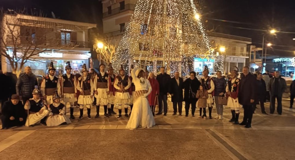 Οι Μωμόγεροι στην Αξιούπολη: Μια Ζωντανή Παράδοση