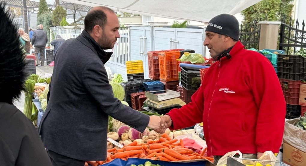 Λάκης Βασιλειάδης: Επίσκεψη στη Λαϊκή Αγορά Έδεσσας