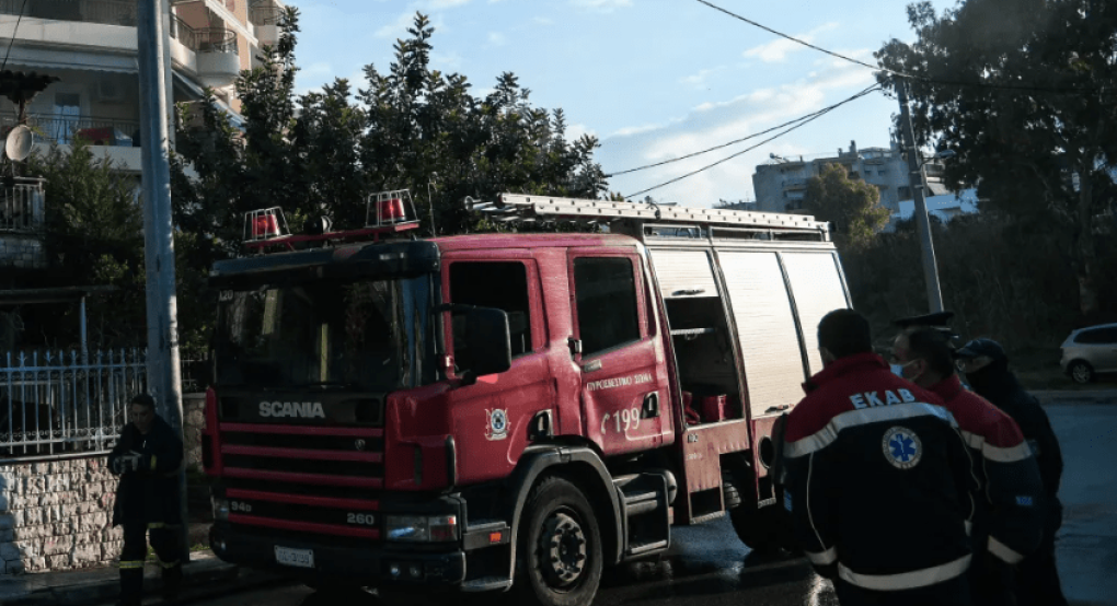 Hλικιωμένη κατέληξε από αναθυμιάσεις λόγω βραχυκυκλώματος στη Σύρο