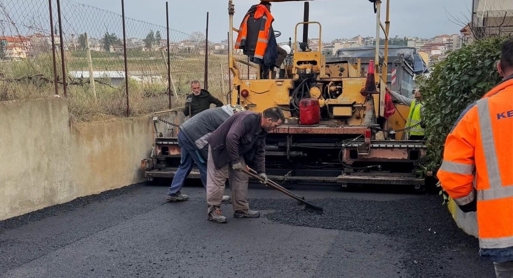 Ασφαλείς δρόμοι στα Γιαννιτσά/Συνεχίζονται οι ασφαλτοστρώσεις από τον Δήμο Πέλλας