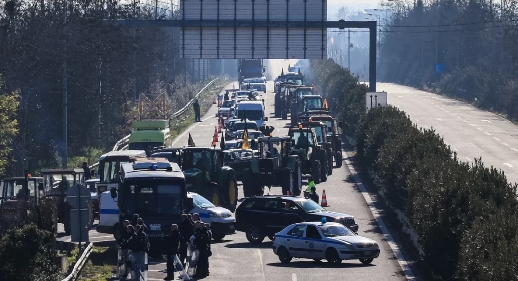 Αγρότες: Ποιες θα είναι οι επόμενες κινήσεις στα μπλόκα - Αποφασίζουν το απόγευμα με το... αυτί στη Βουλή