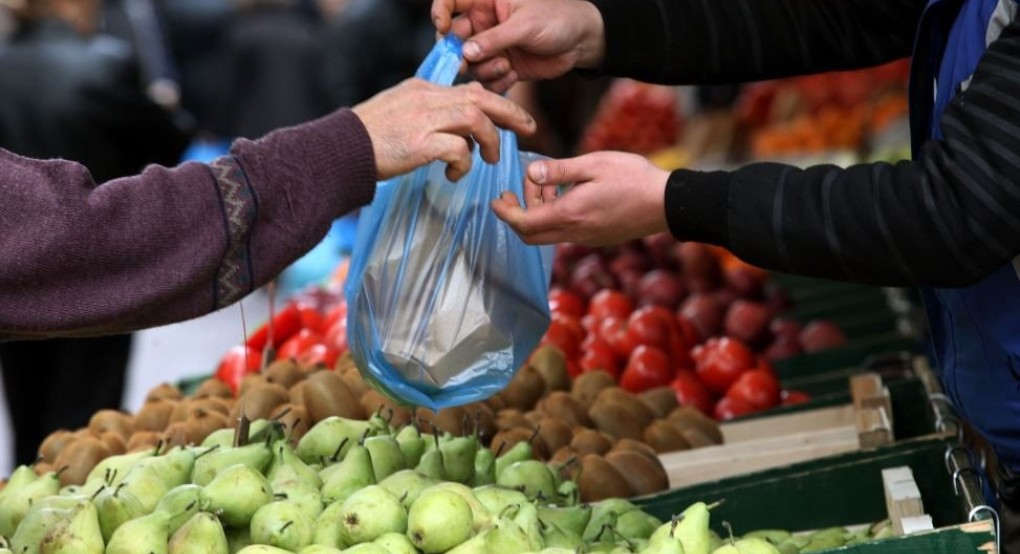 Λαϊκές αγορές: Σε ποιους πωλητές επιστρέφονται οι άδειες