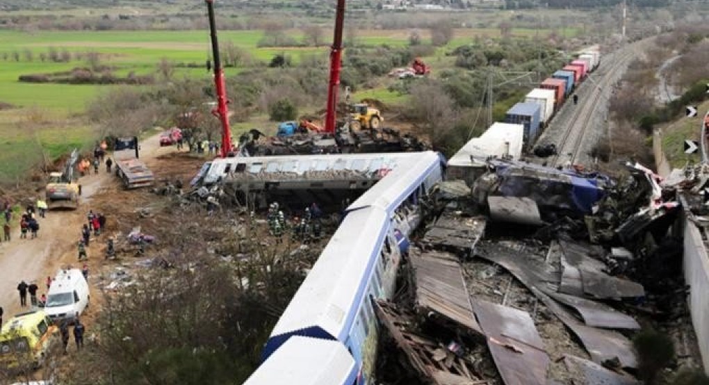 Τέμπη: Εύφλεκτα υγρά 3,5 τόνων μετέφερε στο πρώτο βαγόνι η εμπορική αμαξοστοιχία